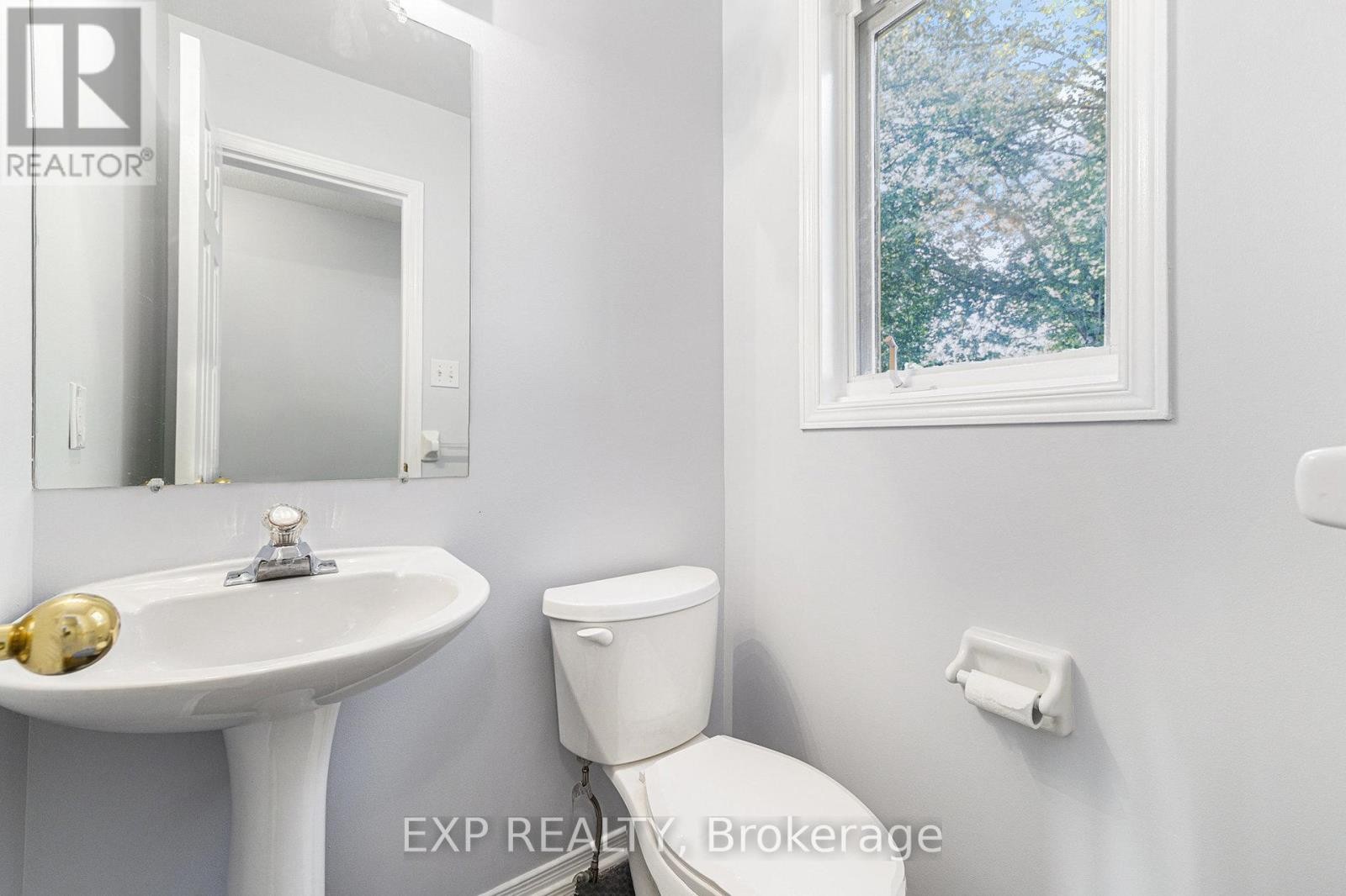 












103 BANCHORY CRESCENT

,
Ottawa,




Ontario
K2K2V2

