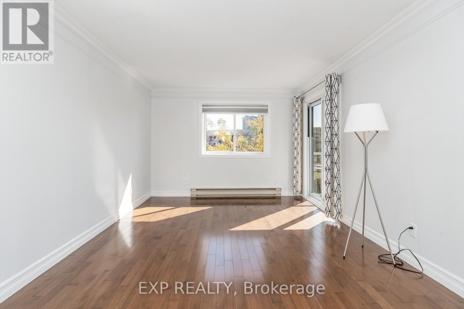 












317 - 270 BRITTANY DRIVE

,
Ottawa,




Ontario
K1K4M3

