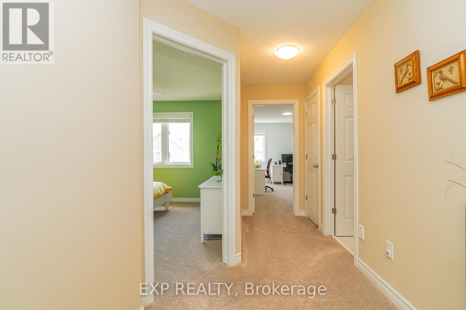 












406 SWEETFLAG STREET

,
Ottawa,




Ontario
K2J5Y6

