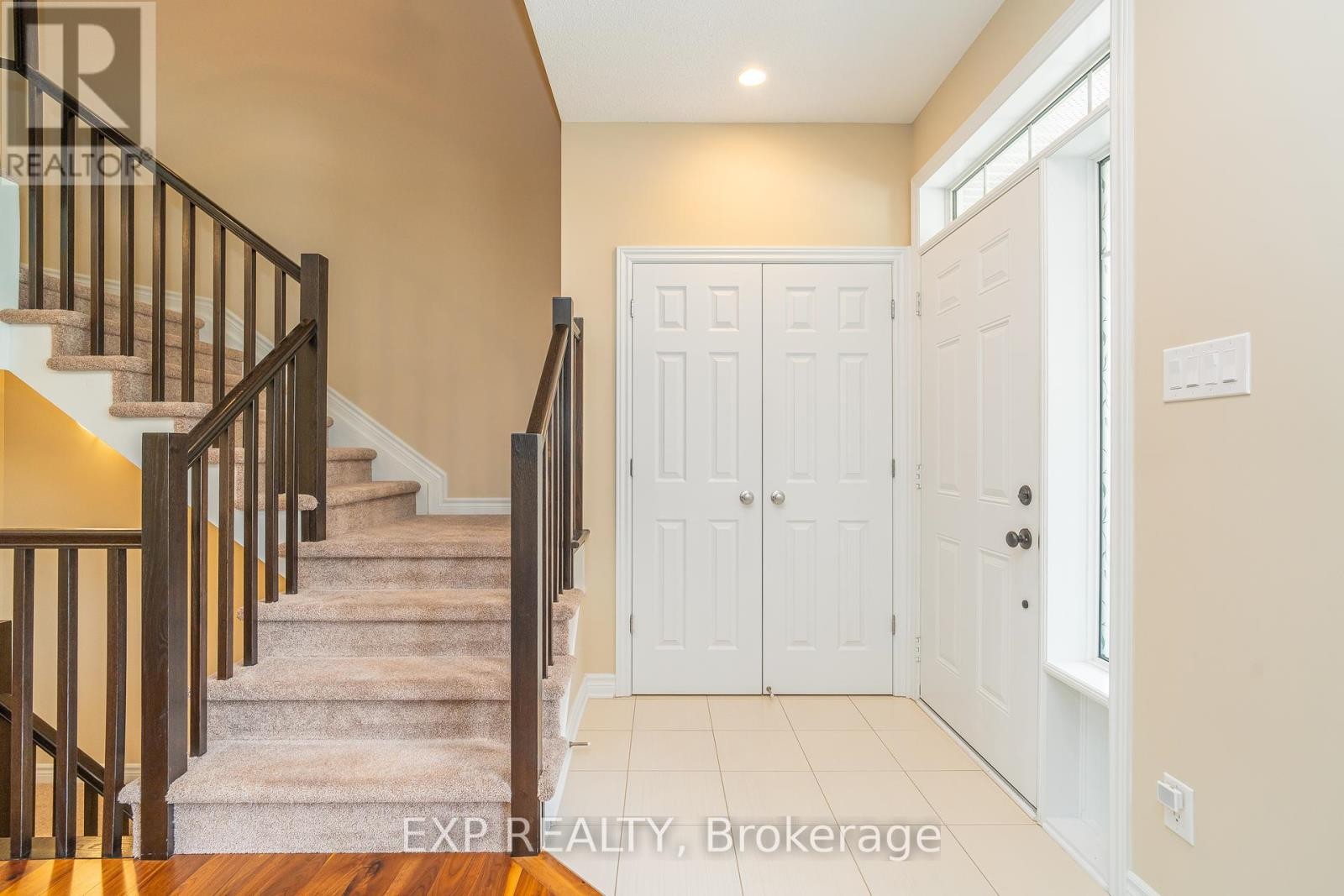 












406 SWEETFLAG STREET

,
Ottawa,




Ontario
K2J5Y6

