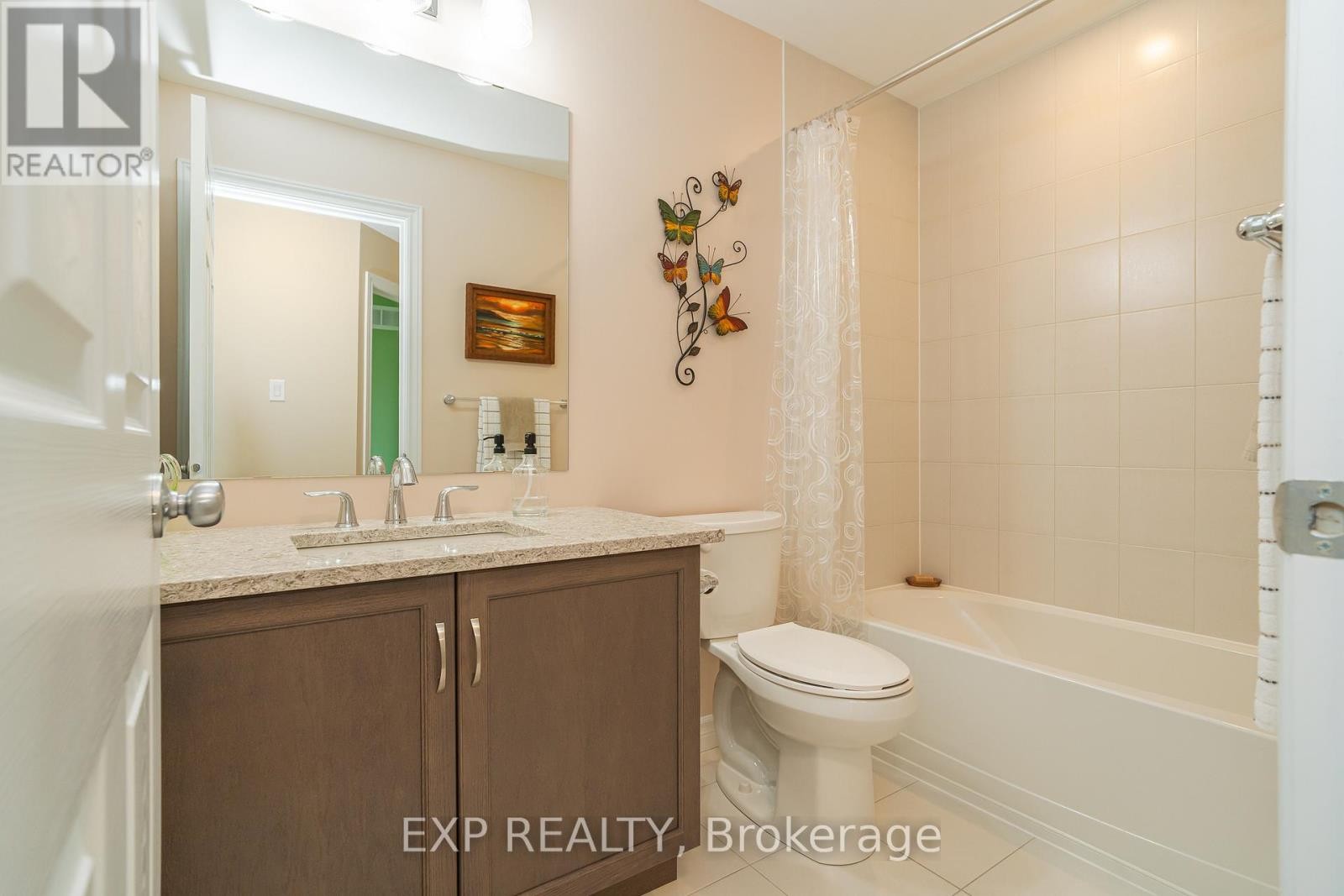 












406 SWEETFLAG STREET

,
Ottawa,




Ontario
K2J5Y6

