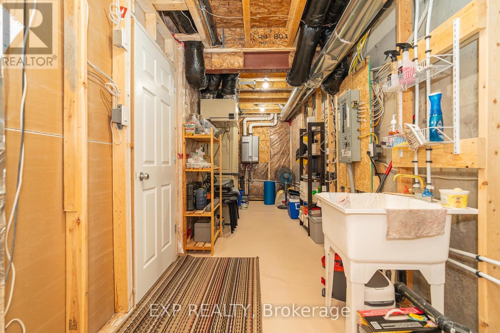 












406 SWEETFLAG STREET

,
Ottawa,




Ontario
K2J5Y6

