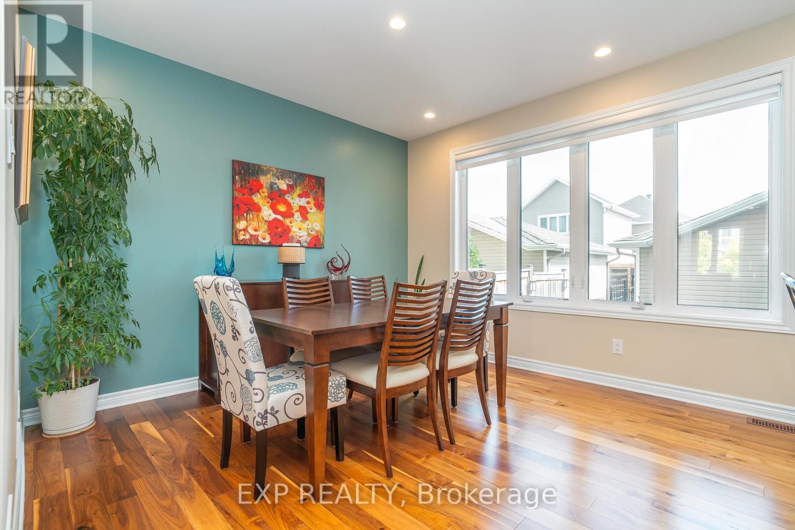 












406 SWEETFLAG STREET

,
Ottawa,




Ontario
K2J5Y6

