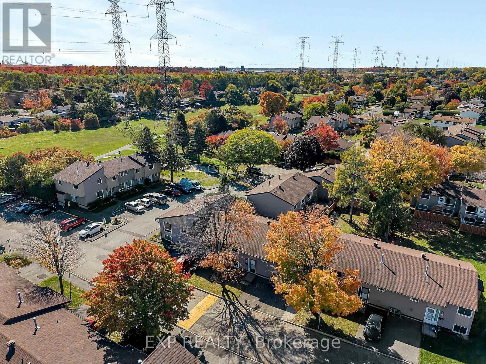 












266 WOODFIELD DRIVE

,
Ottawa,




Ontario
K2G3W9

