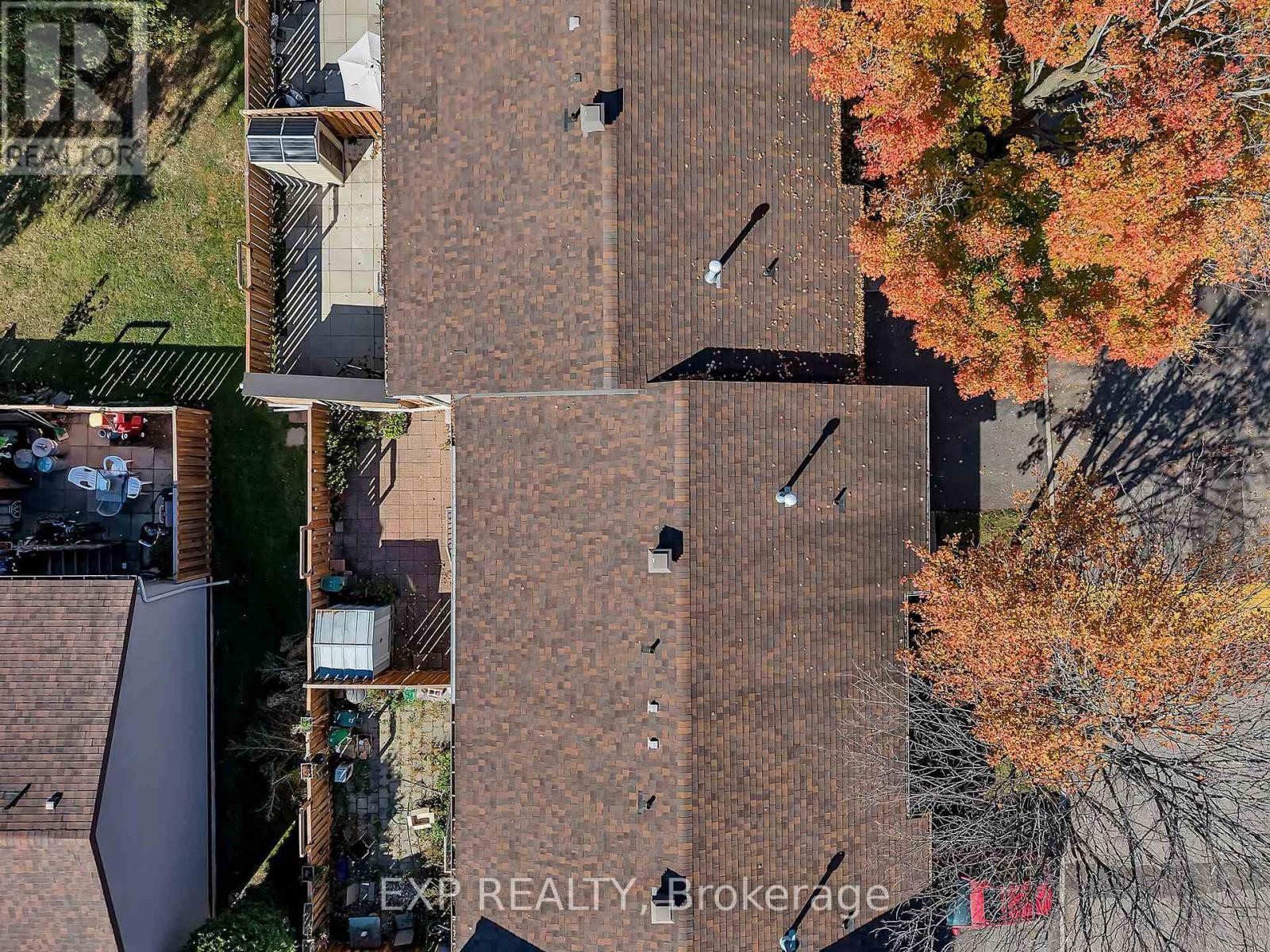 












266 WOODFIELD DRIVE

,
Ottawa,




Ontario
K2G3W9

