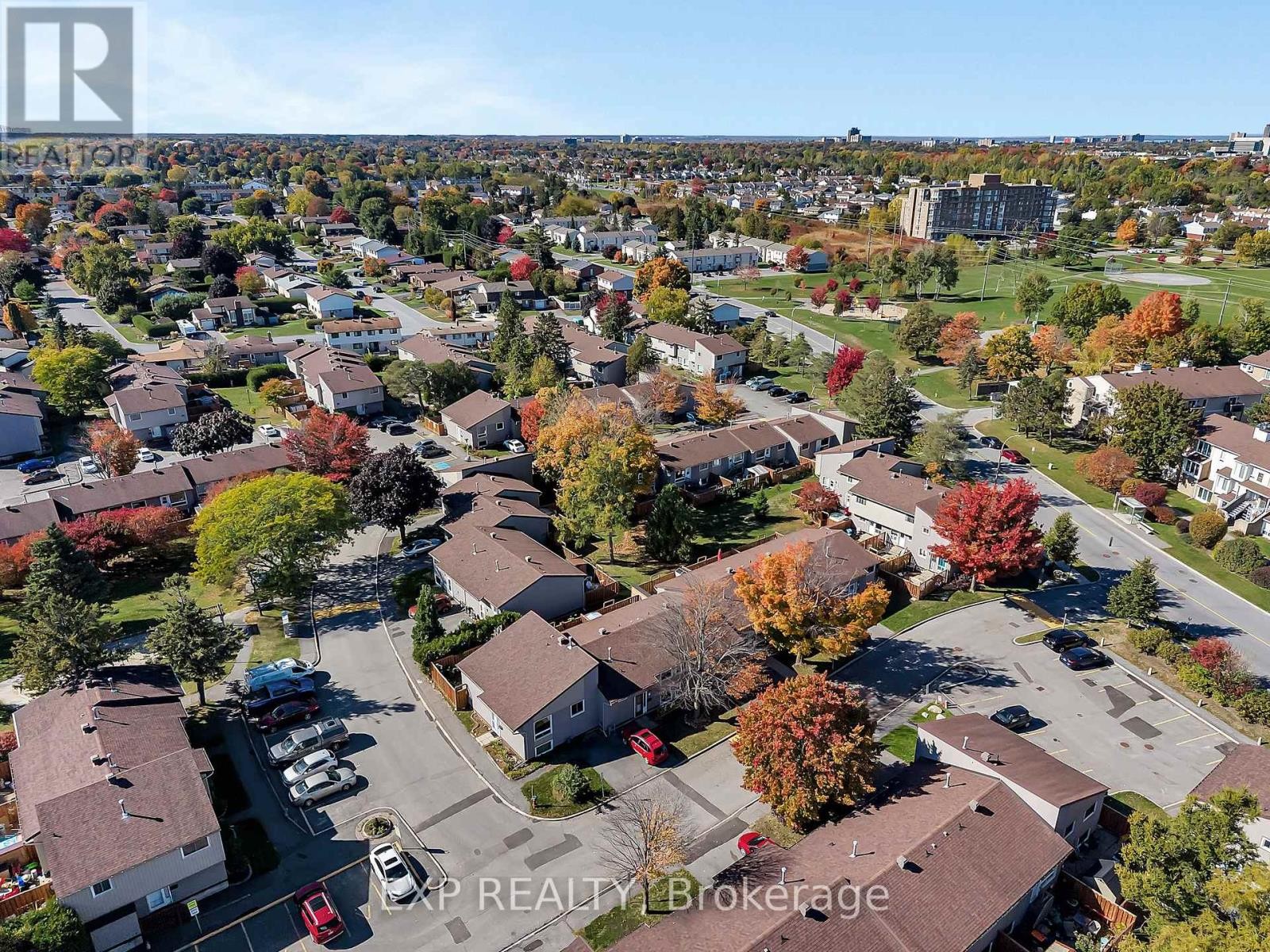












266 WOODFIELD DRIVE

,
Ottawa,




Ontario
K2G3W9

