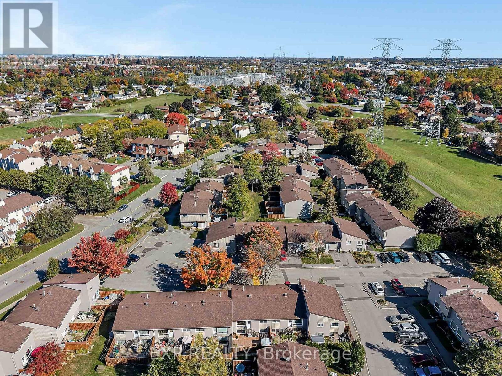 












266 WOODFIELD DRIVE

,
Ottawa,




Ontario
K2G3W9

