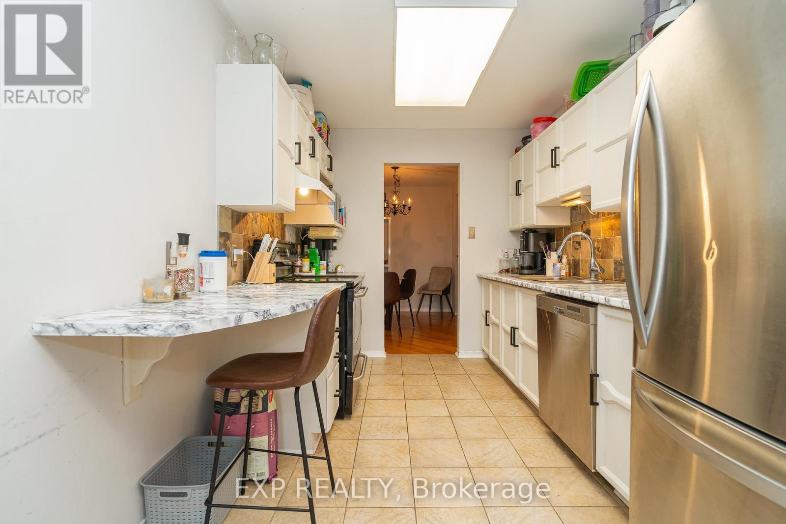 












86 FURLONG CRESCENT

,
Ottawa,




Ontario
K2M2H9


