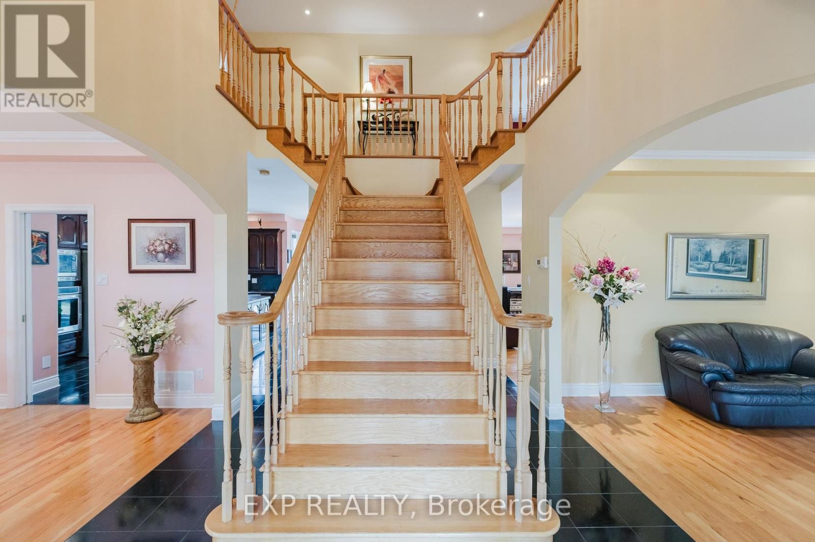 












5472 WICKLOW DRIVE

,
Ottawa,




Ontario
K4M1C4

