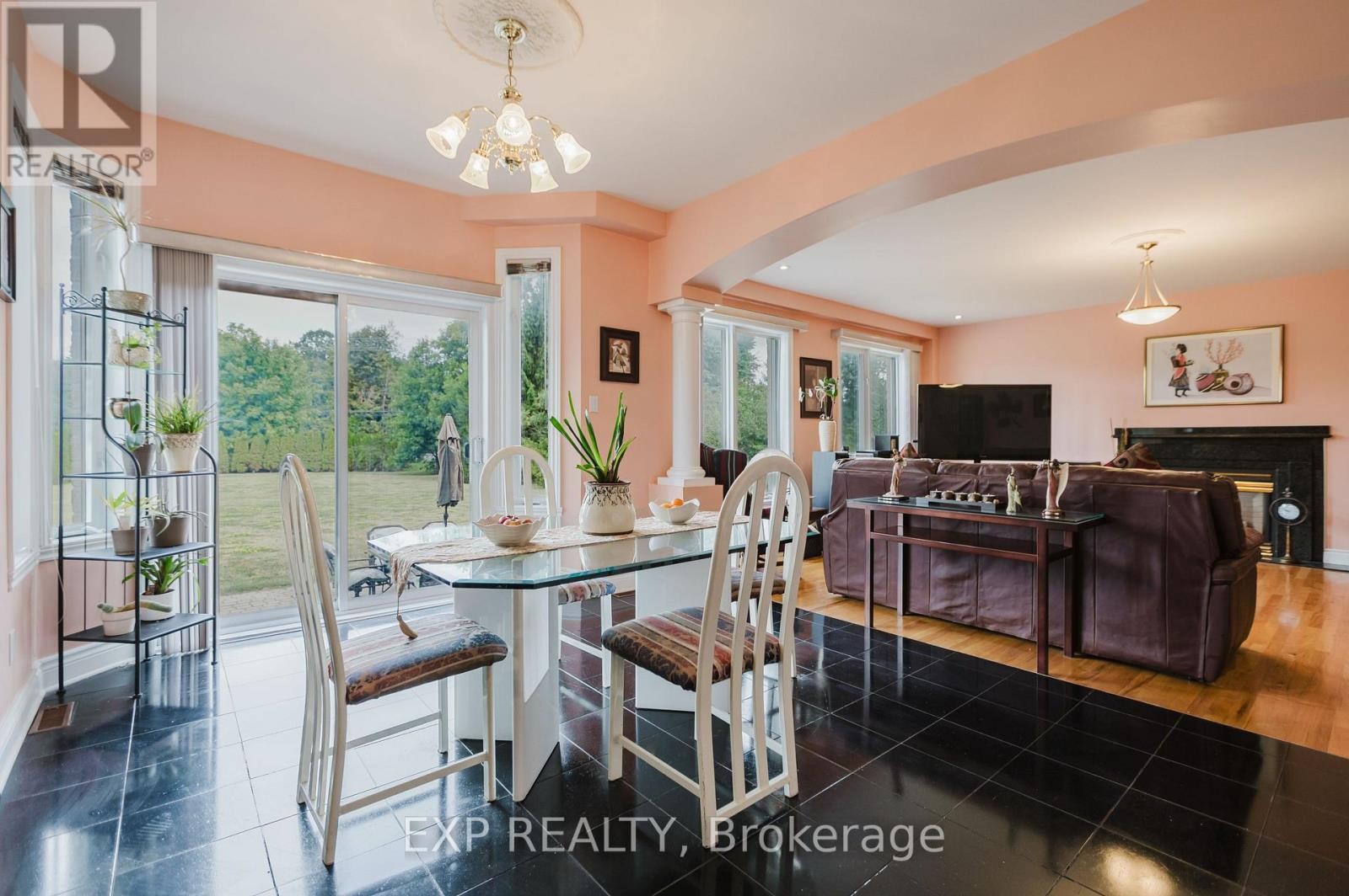 












5472 WICKLOW DRIVE

,
Ottawa,




Ontario
K4M1C4

