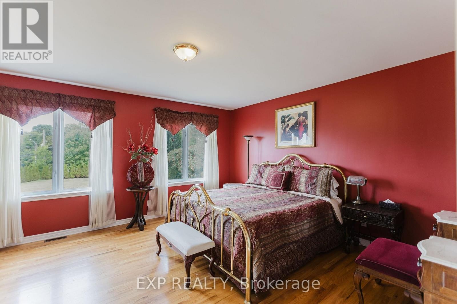 












5472 WICKLOW DRIVE

,
Ottawa,




Ontario
K4M1C4

