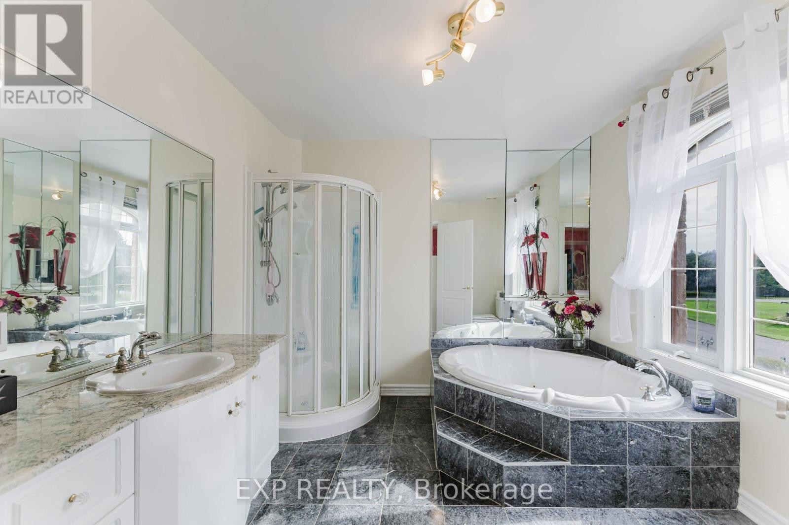 












5472 WICKLOW DRIVE

,
Ottawa,




Ontario
K4M1C4

