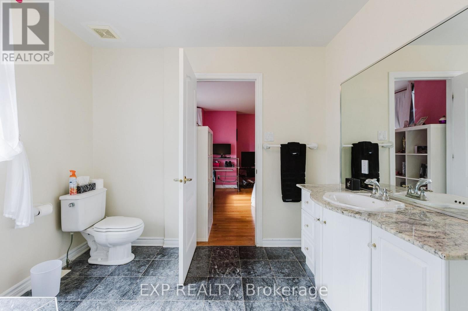 












5472 WICKLOW DRIVE

,
Ottawa,




Ontario
K4M1C4

