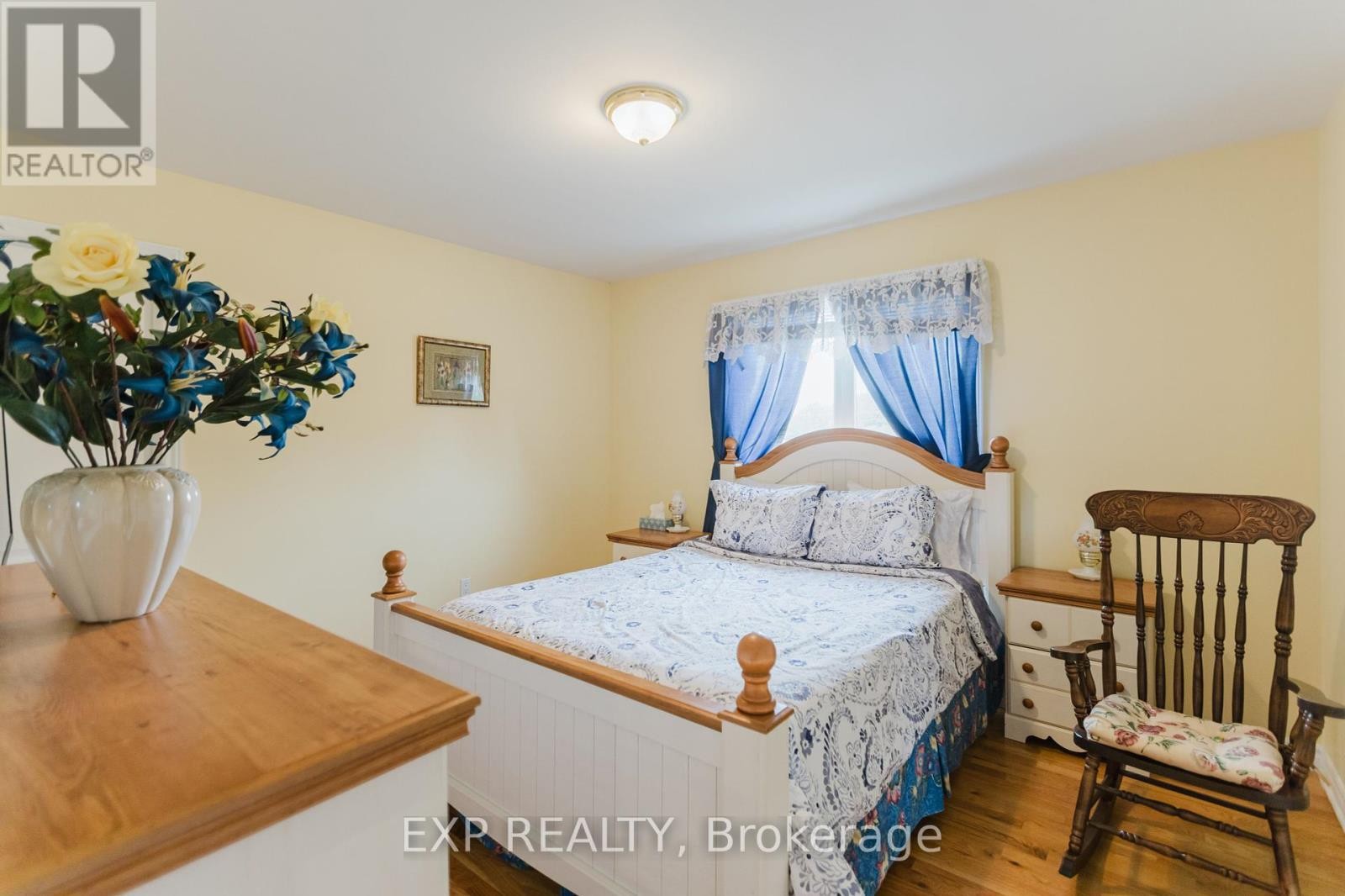 












5472 WICKLOW DRIVE

,
Ottawa,




Ontario
K4M1C4

