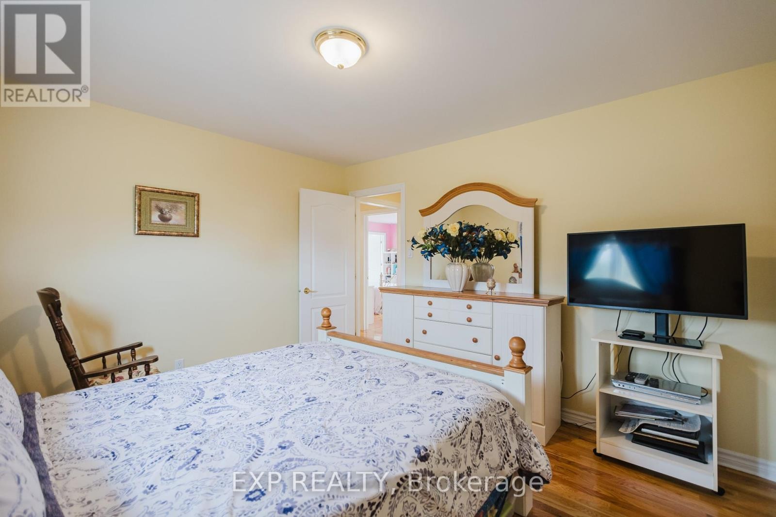 












5472 WICKLOW DRIVE

,
Ottawa,




Ontario
K4M1C4

