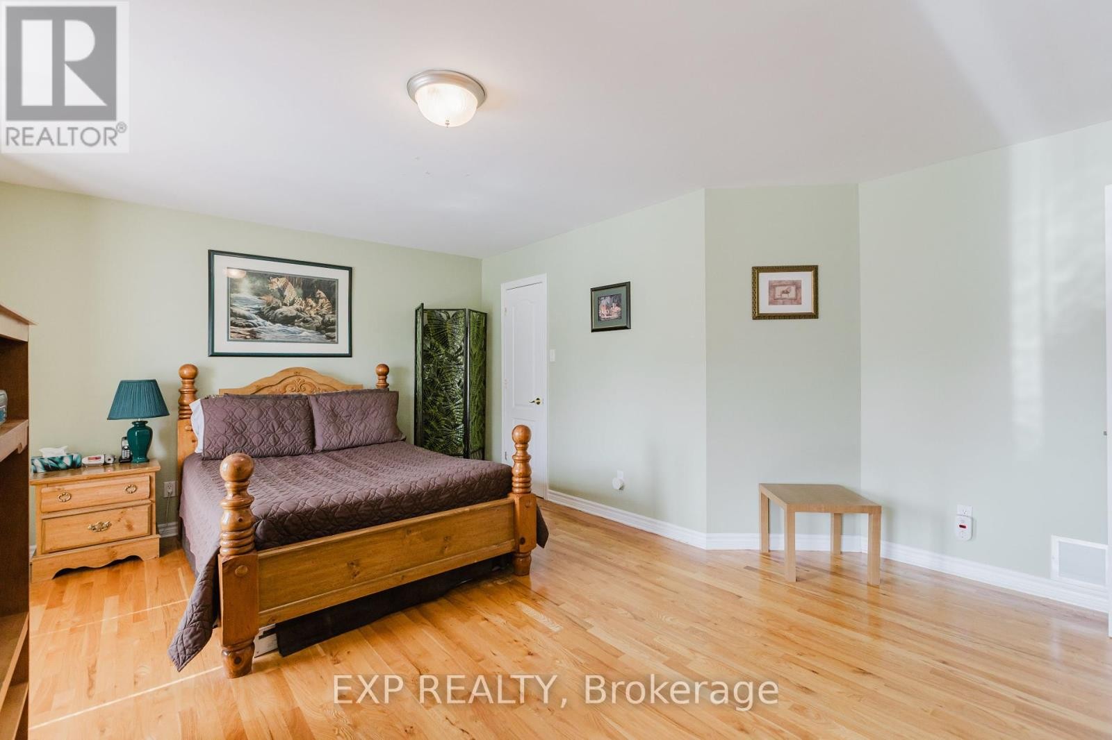 












5472 WICKLOW DRIVE

,
Ottawa,




Ontario
K4M1C4

