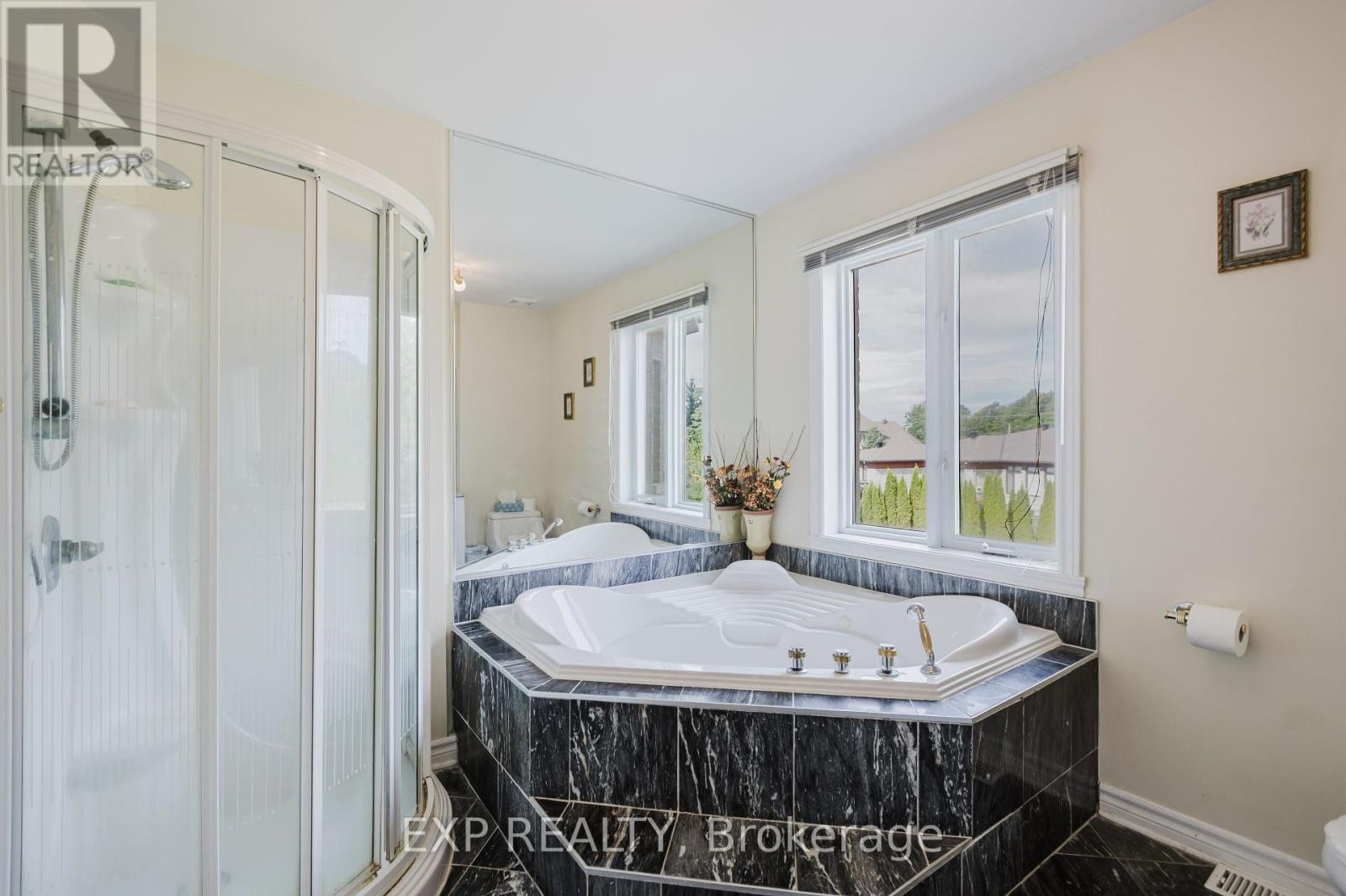 












5472 WICKLOW DRIVE

,
Ottawa,




Ontario
K4M1C4

