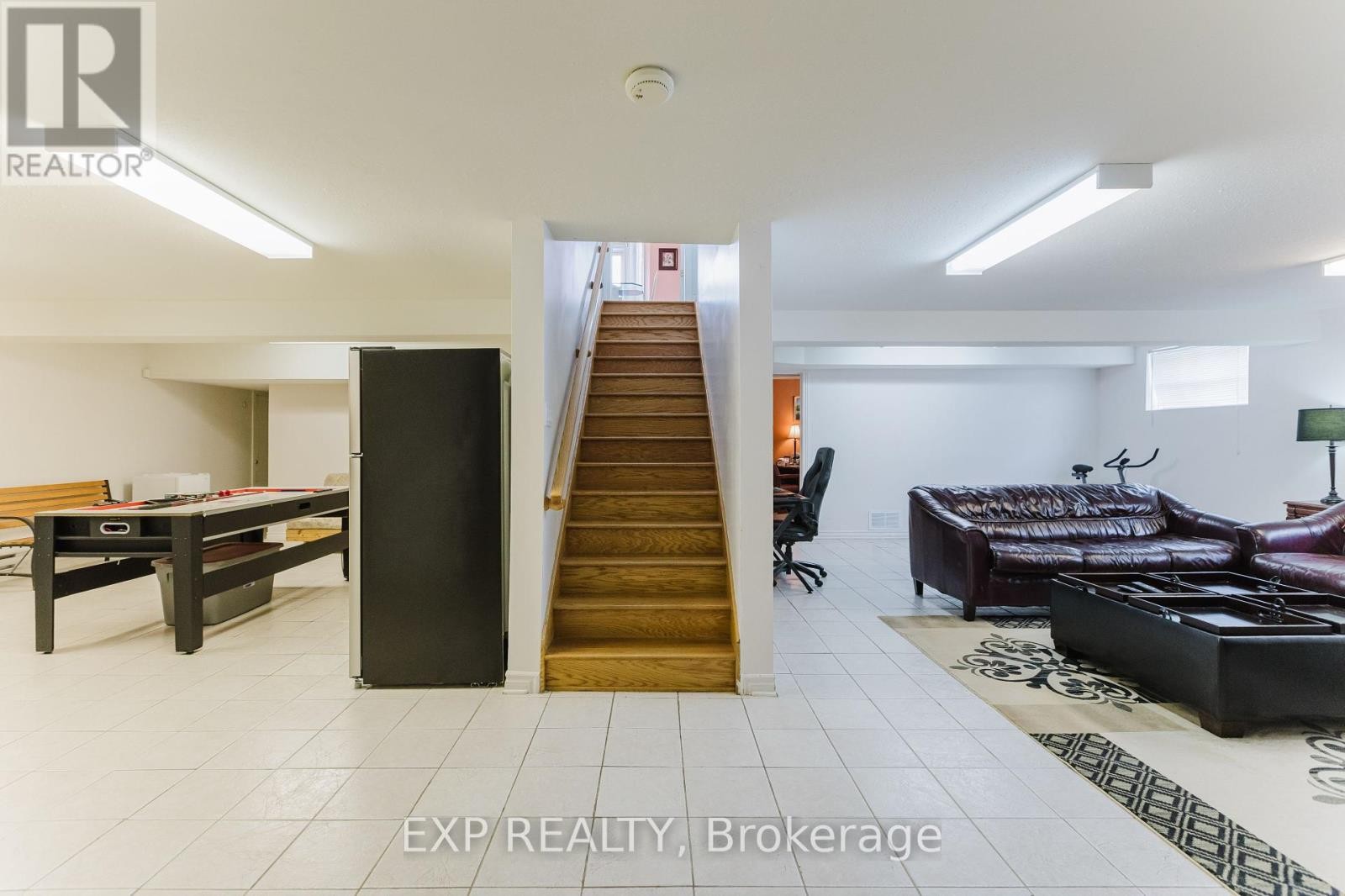 












5472 WICKLOW DRIVE

,
Ottawa,




Ontario
K4M1C4

