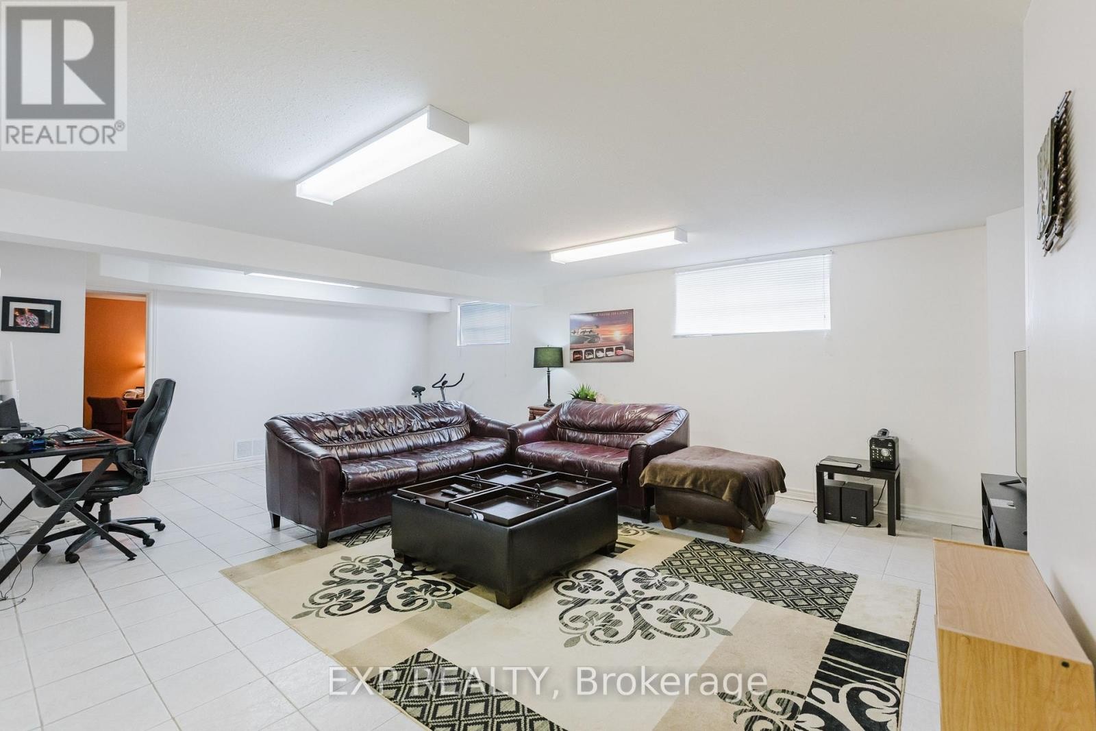 












5472 WICKLOW DRIVE

,
Ottawa,




Ontario
K4M1C4

