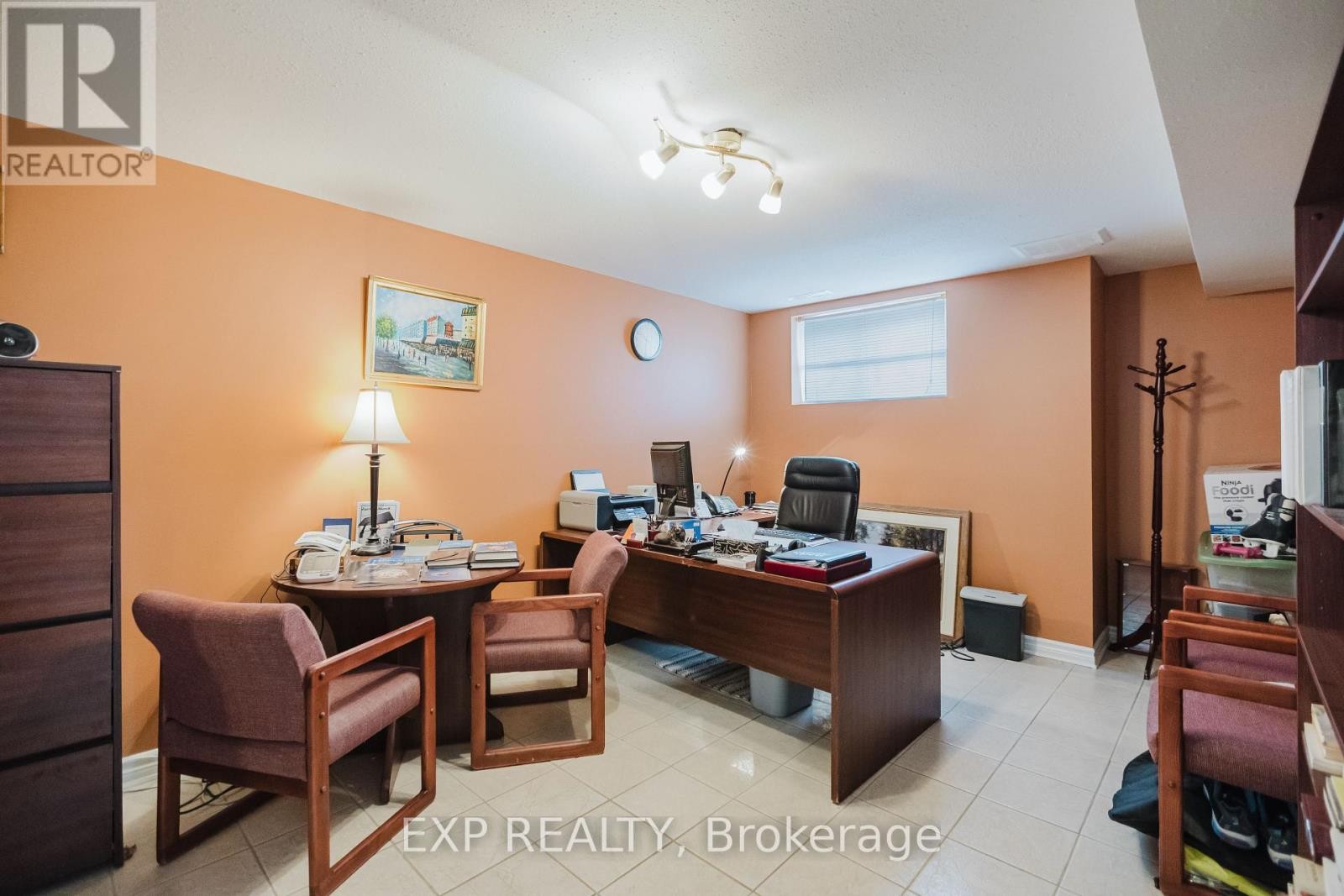 












5472 WICKLOW DRIVE

,
Ottawa,




Ontario
K4M1C4

