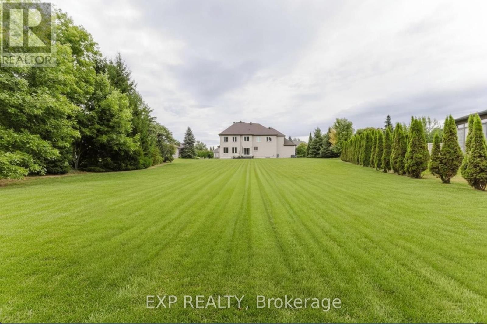 












5472 WICKLOW DRIVE

,
Ottawa,




Ontario
K4M1C4

