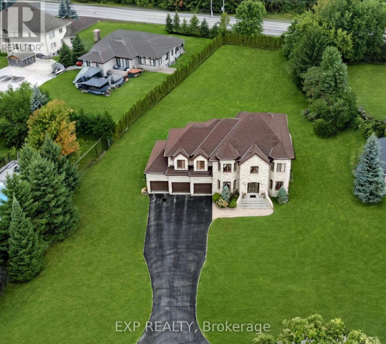 












5472 WICKLOW DRIVE

,
Ottawa,




Ontario
K4M1C4

