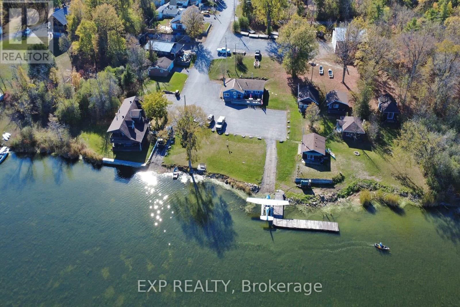 












96 CONSTANCE LAKE ROAD

,
Ottawa,




Ontario
K2K1X7

