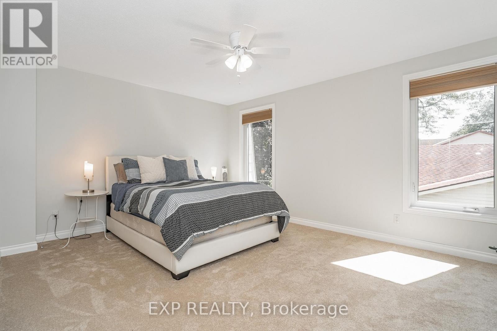 












6084A VINEYARD DRIVE

,
Ottawa,




Ontario
K1C2M5


