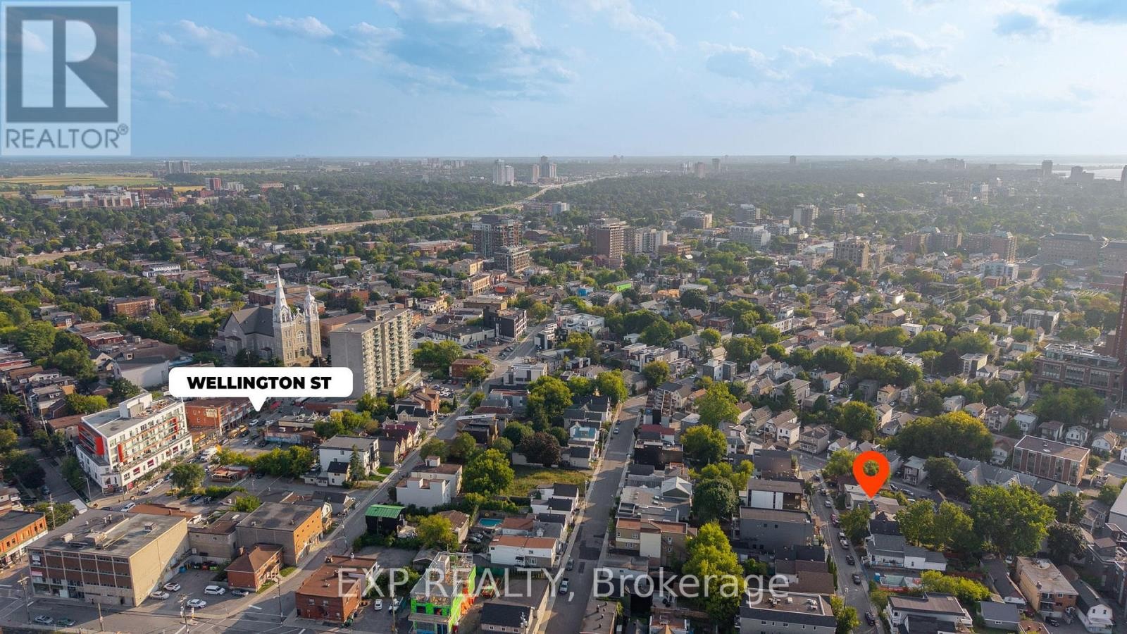 












23 LOWREY STREET

,
Ottawa,




Ontario
K1Y2S5

