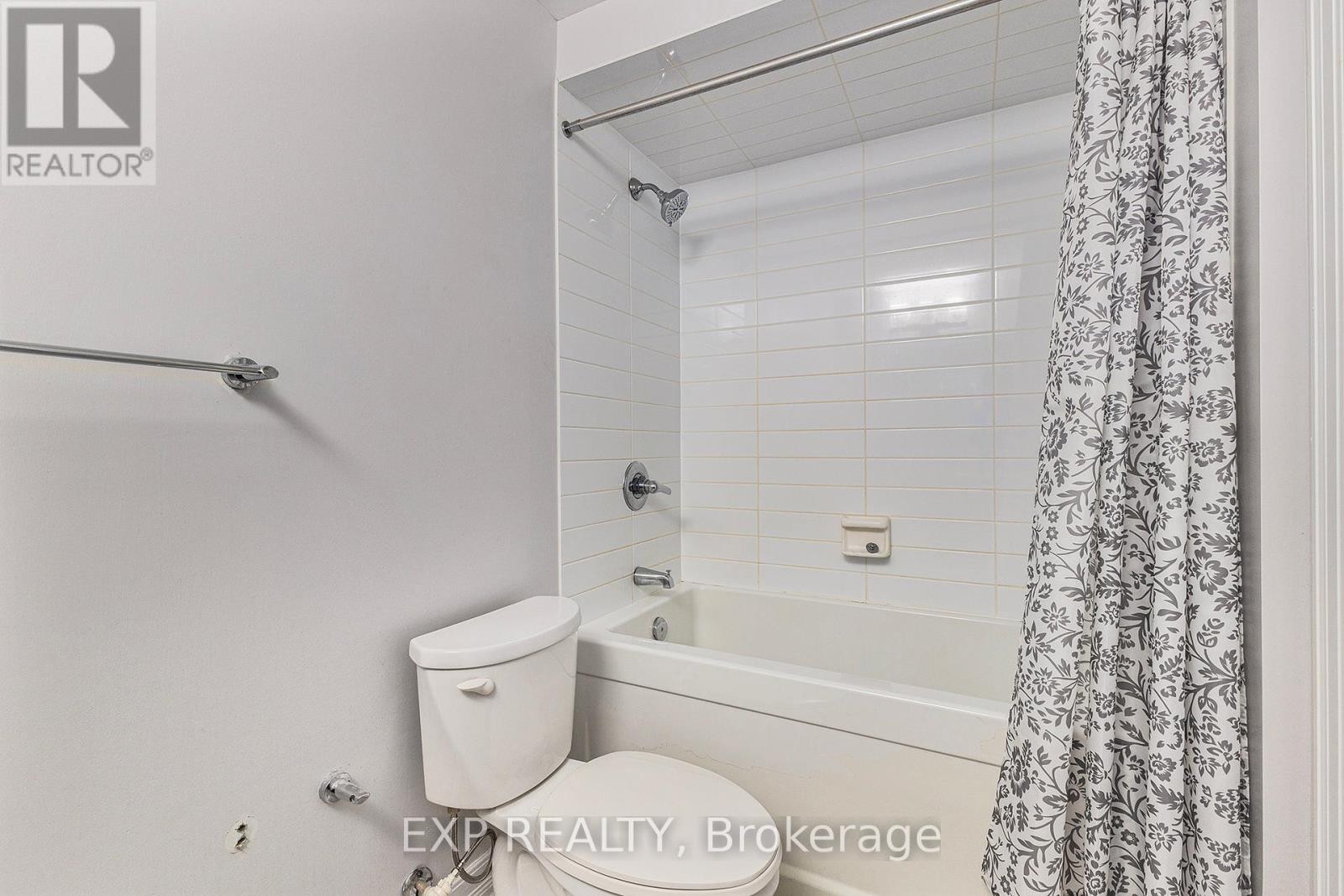 












609 - 238 BESSERER STREET

,
Ottawa,




Ontario
K1N6B1

