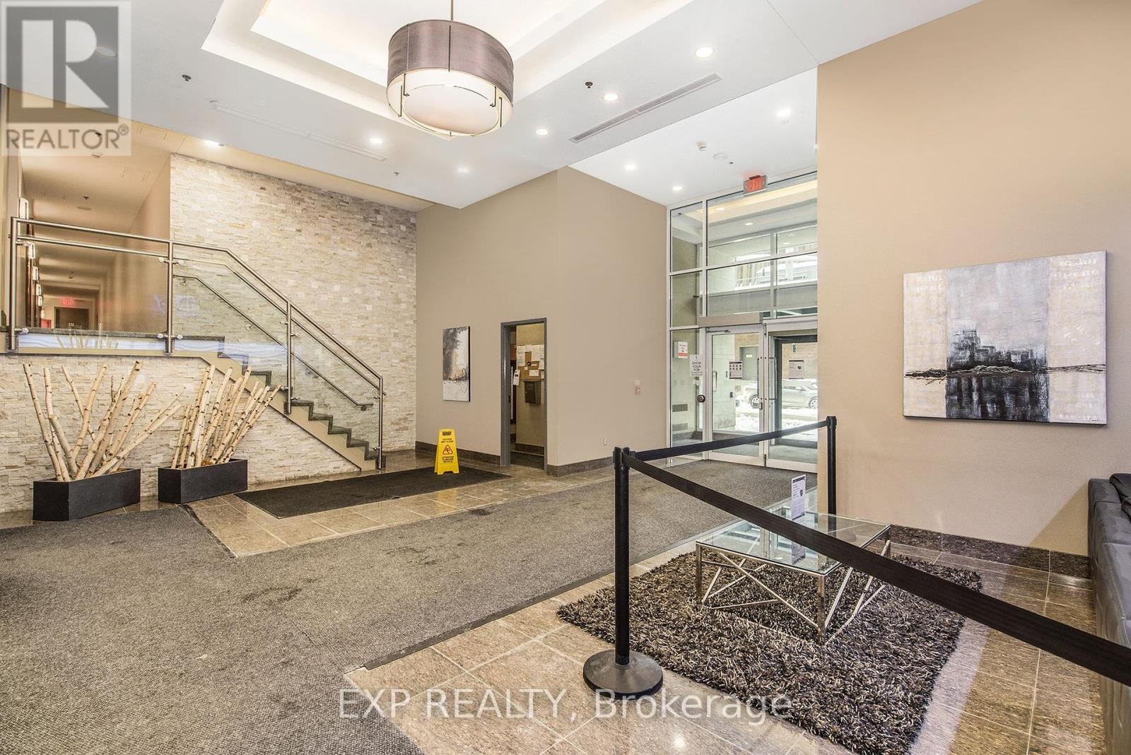 












609 - 238 BESSERER STREET

,
Ottawa,




Ontario
K1N6B1

