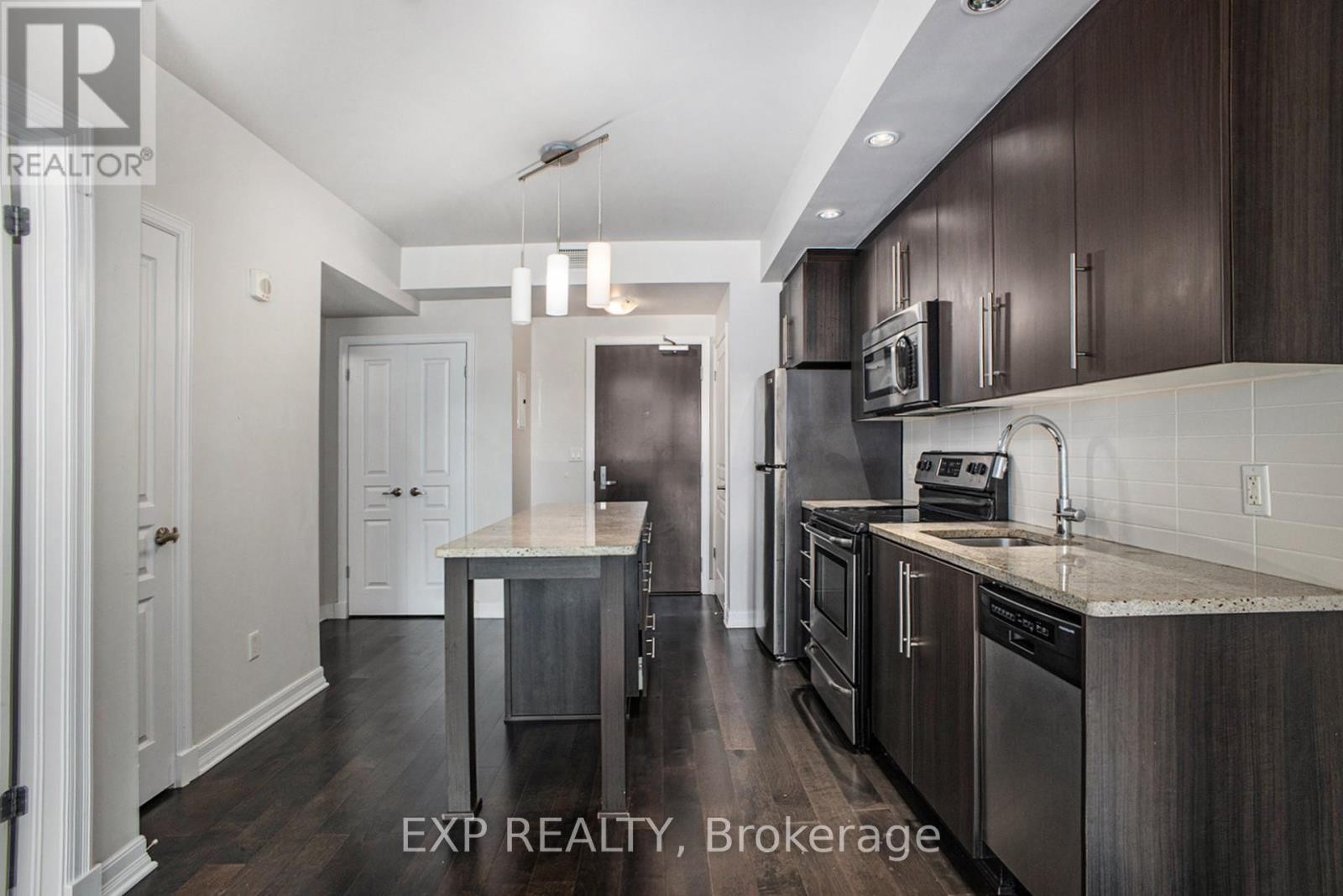 












609 - 238 BESSERER STREET

,
Ottawa,




Ontario
K1N6B1

