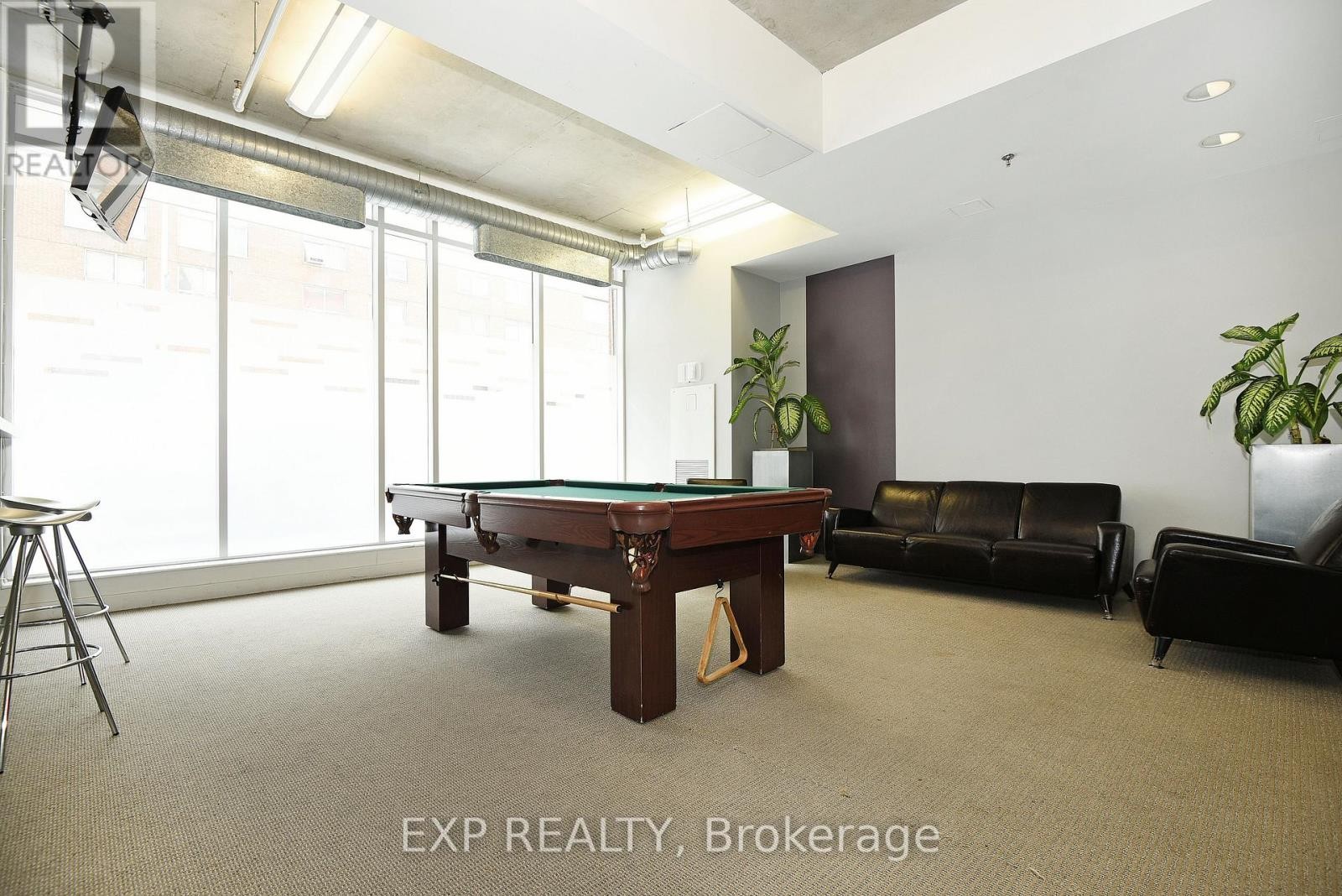 












606 - 180 YORK STREET

,
Ottawa,




Ontario
K1N1J6

