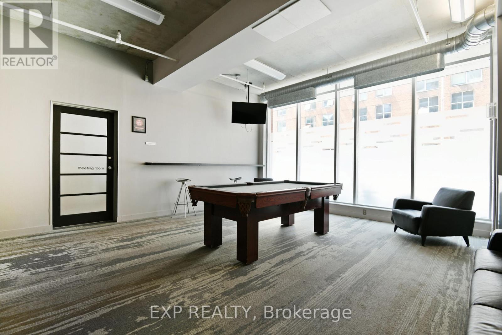 












606 - 180 YORK STREET

,
Ottawa,




Ontario
K1N1J6

