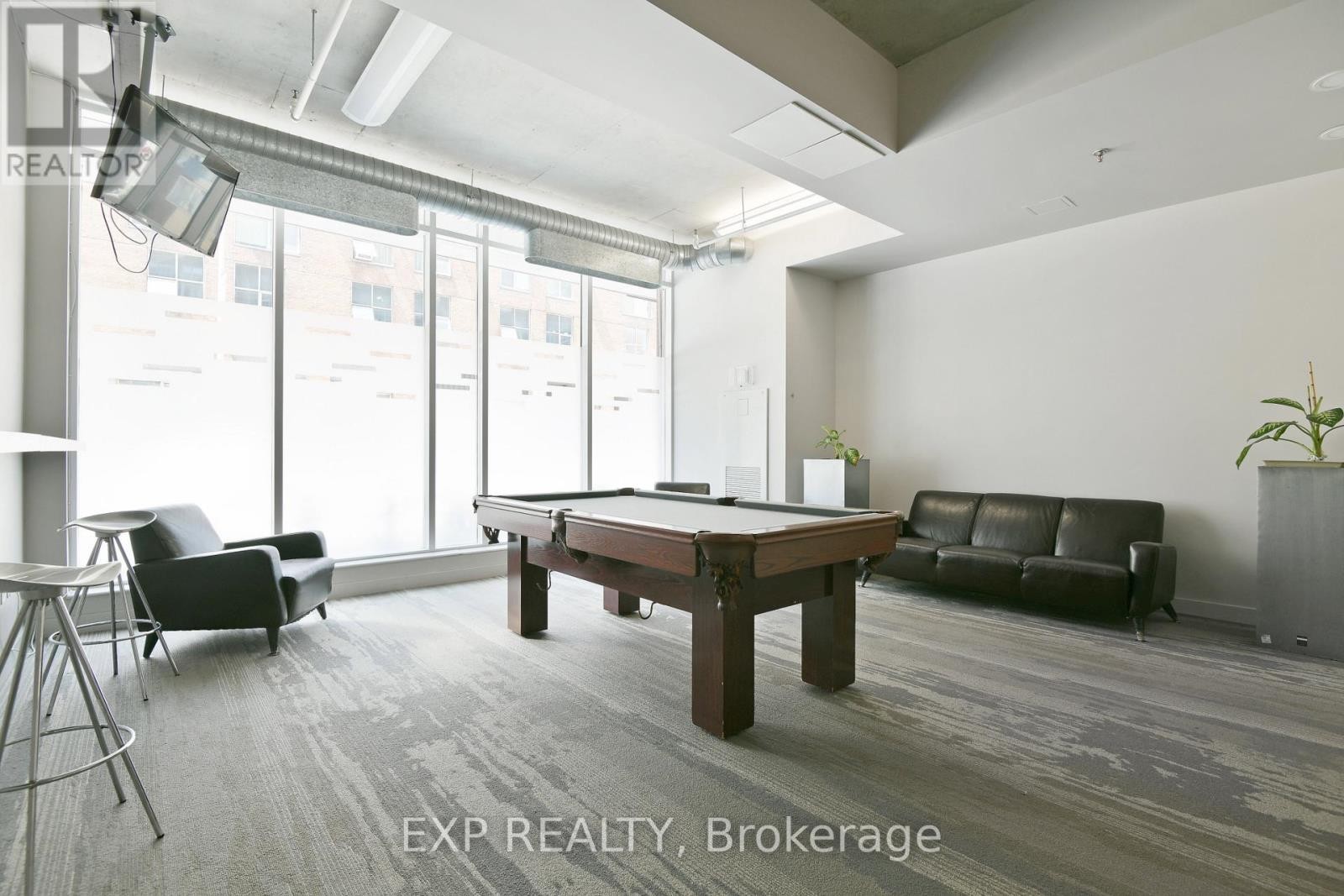 












606 - 180 YORK STREET

,
Ottawa,




Ontario
K1N1J6

