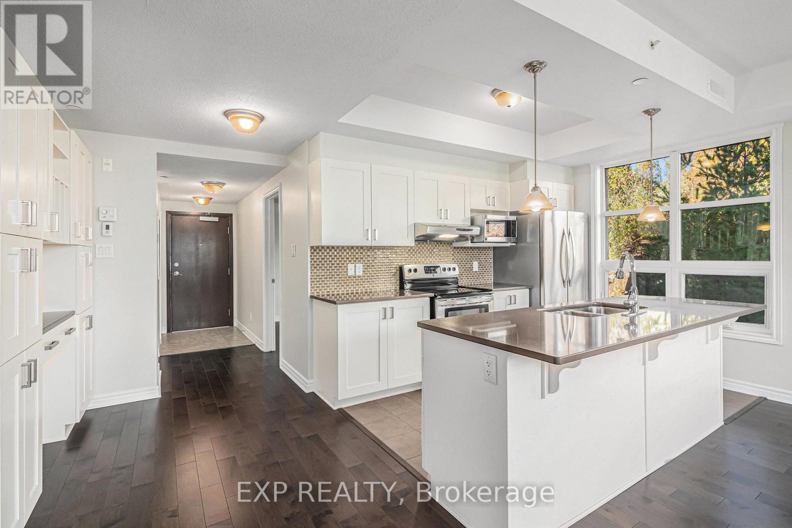 












205 - 100 MONTBLANC PRIVATE

,
Ottawa,




Ontario
K1C0B2

