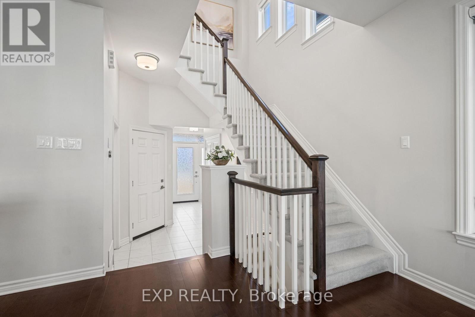 












512 EDENWYLDE DRIVE E

,
Ottawa,




Ontario
K2S2K4

