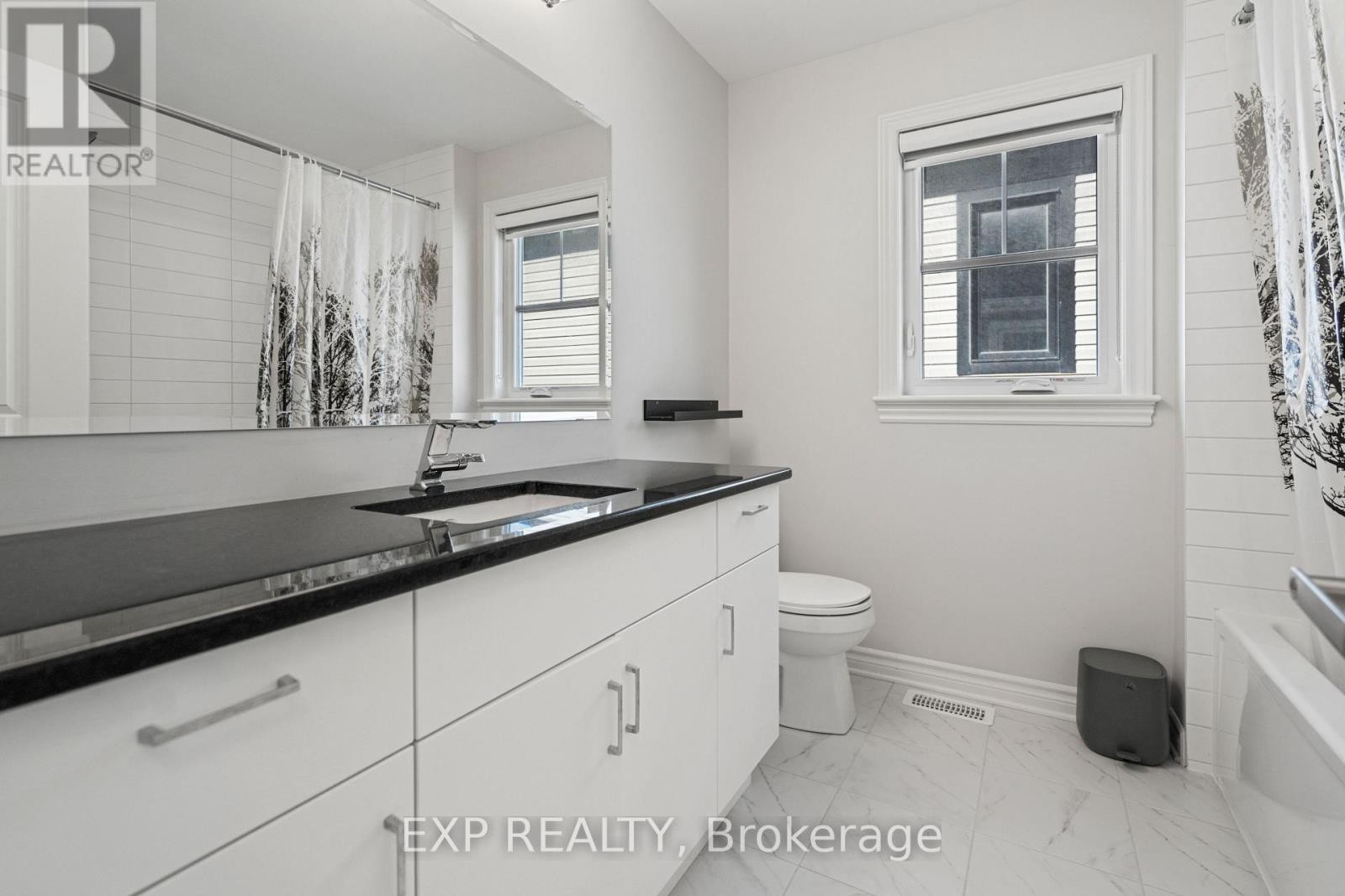 












512 EDENWYLDE DRIVE E

,
Ottawa,




Ontario
K2S2K4

