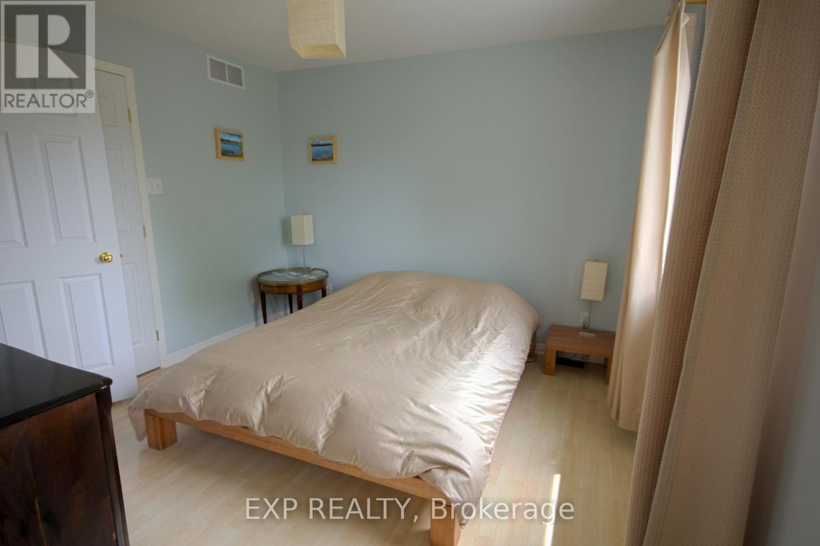 












46 COLLEGE CIRCLE

,
Ottawa,




Ontario
K1K4R8

