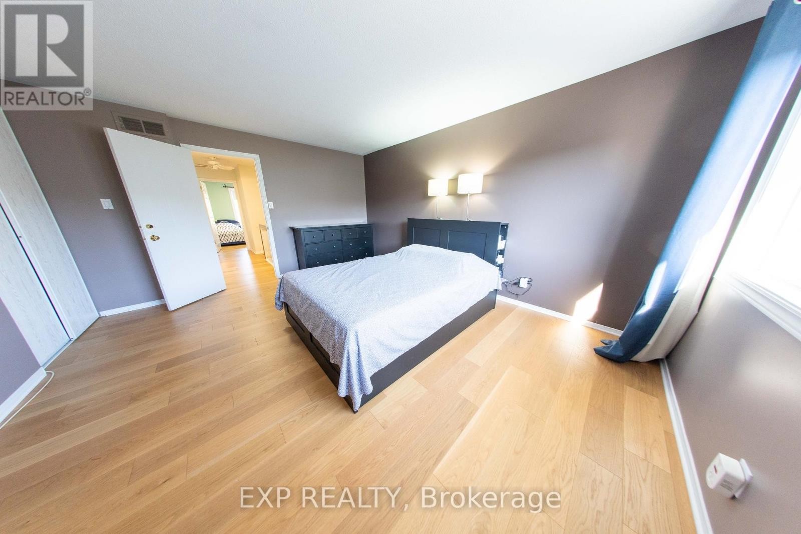 












54 SHEPPARD'S GLEN AVENUE

,
Ottawa,




Ontario
K2M2M9

