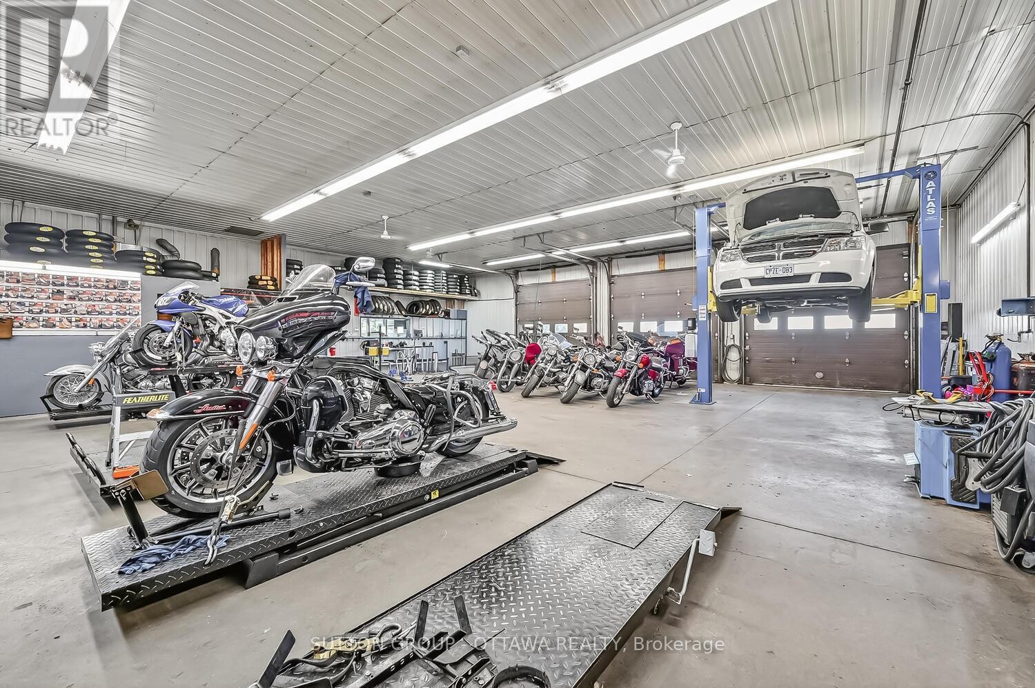 












3835 MCBEAN STREET

,
Ottawa,




Ontario
K0A2Z0

