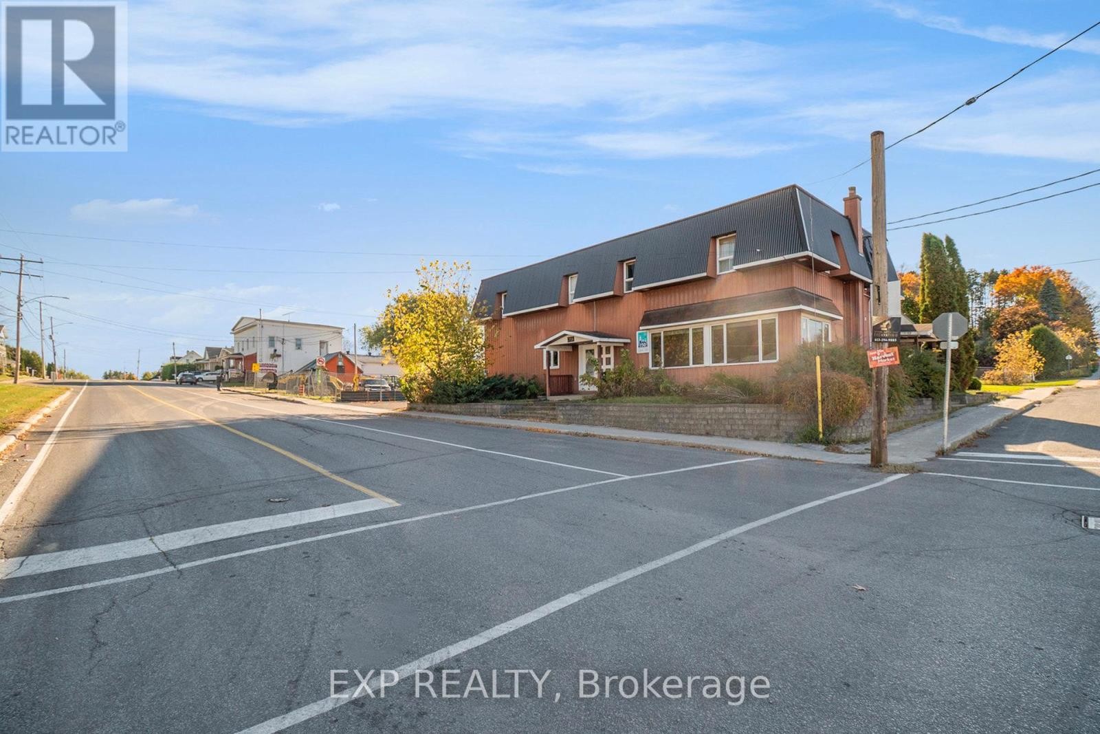 












A - 1706 LANDRY ROAD

,
Clarence-Rockland,




Ontario
K0A1N0


