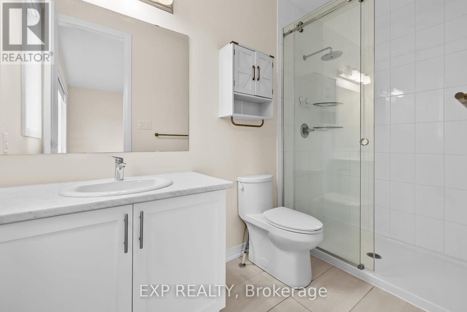 












807 MERCIER CRESCENT E

,
Ottawa,




Ontario
K1W1E6

