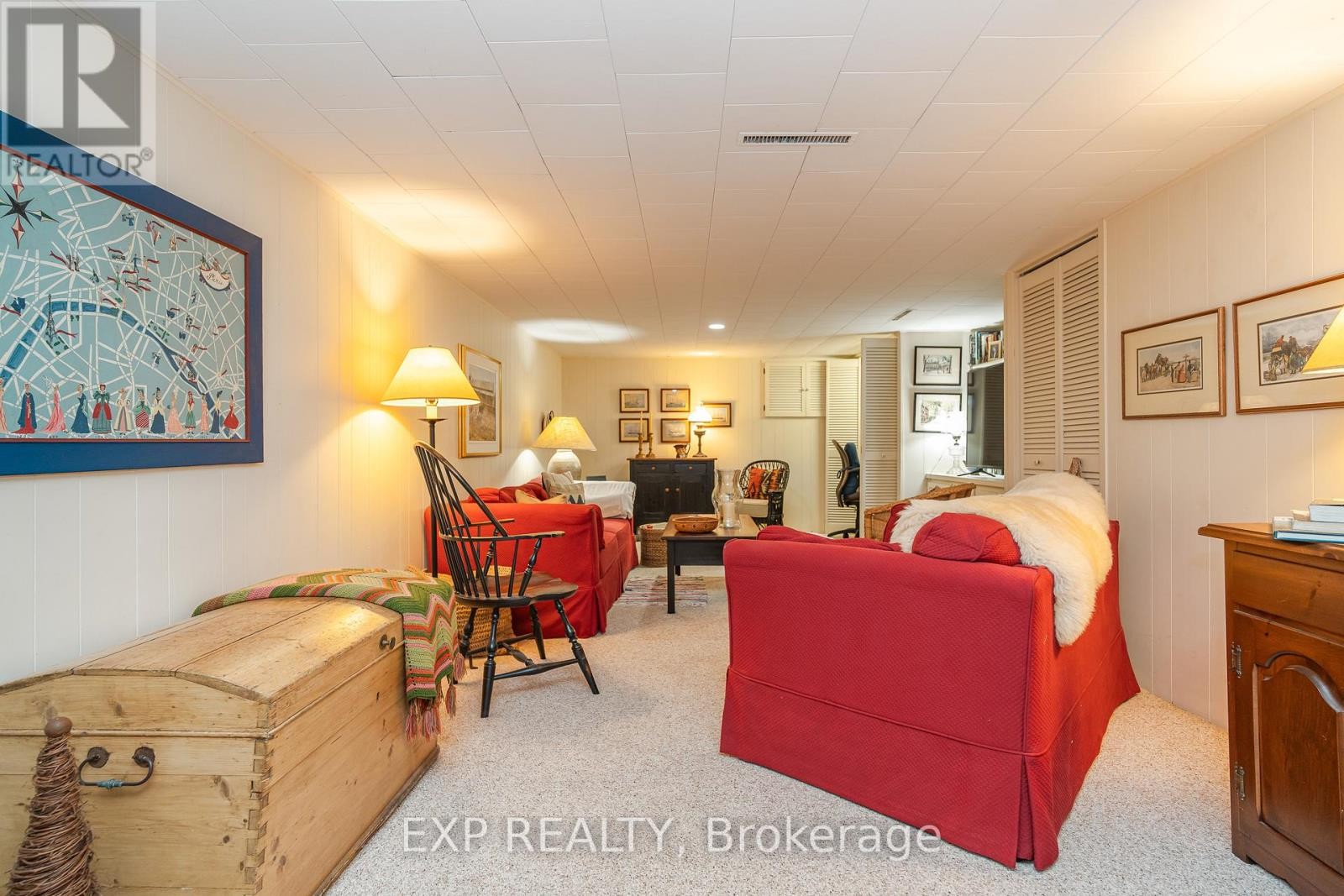 












504 THESSALY CIRCLE

,
Ottawa,




Ontario
K1H5W5

