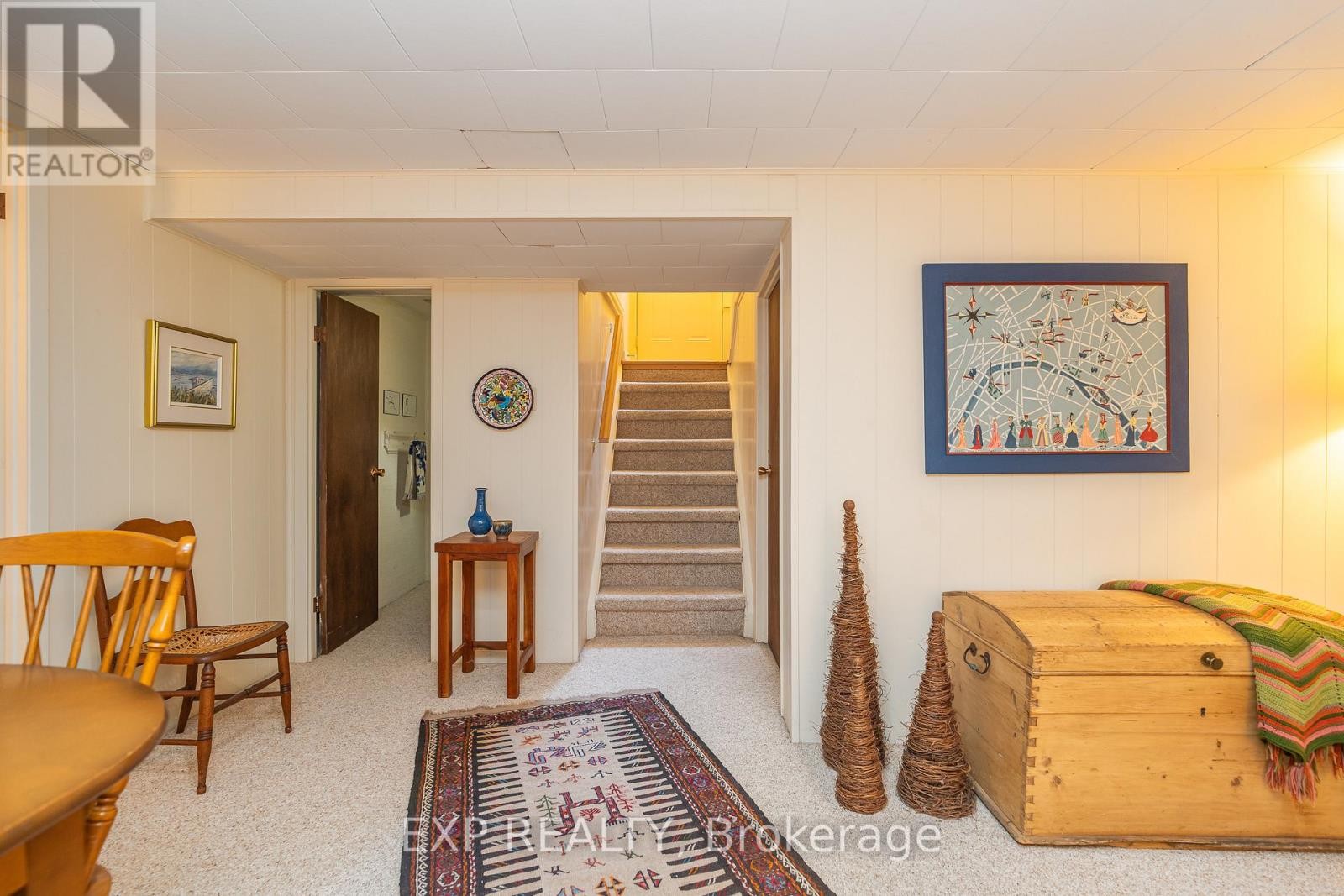












504 THESSALY CIRCLE

,
Ottawa,




Ontario
K1H5W5


