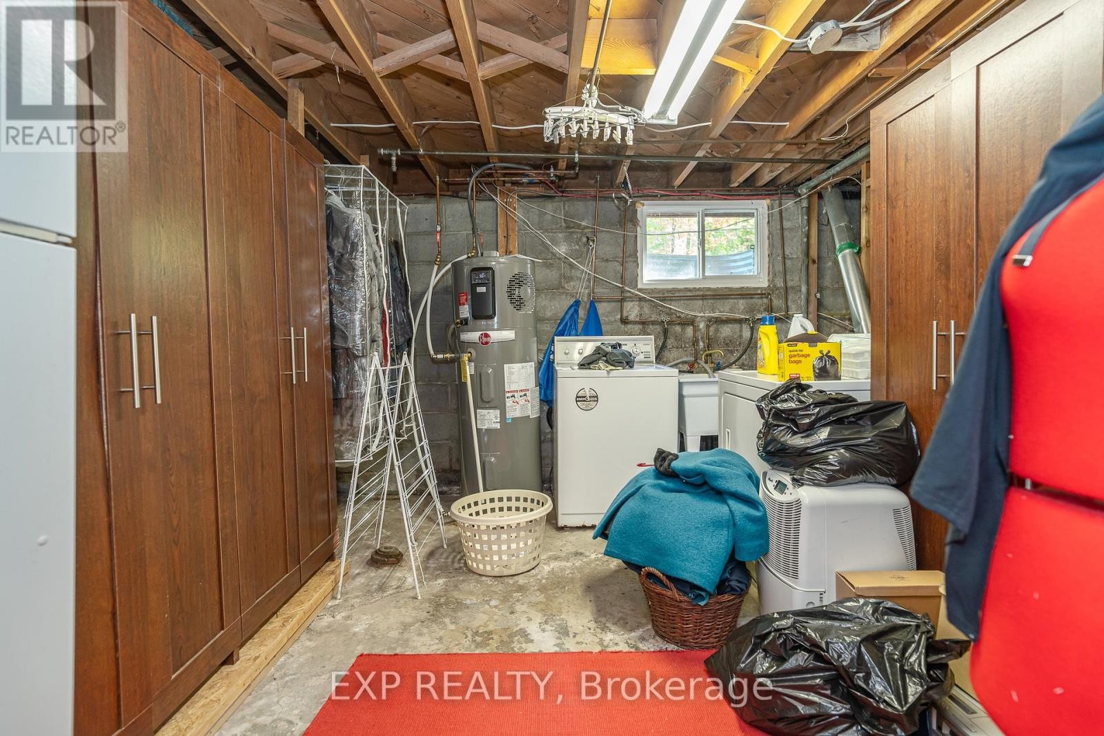 












504 THESSALY CIRCLE

,
Ottawa,




Ontario
K1H5W5

