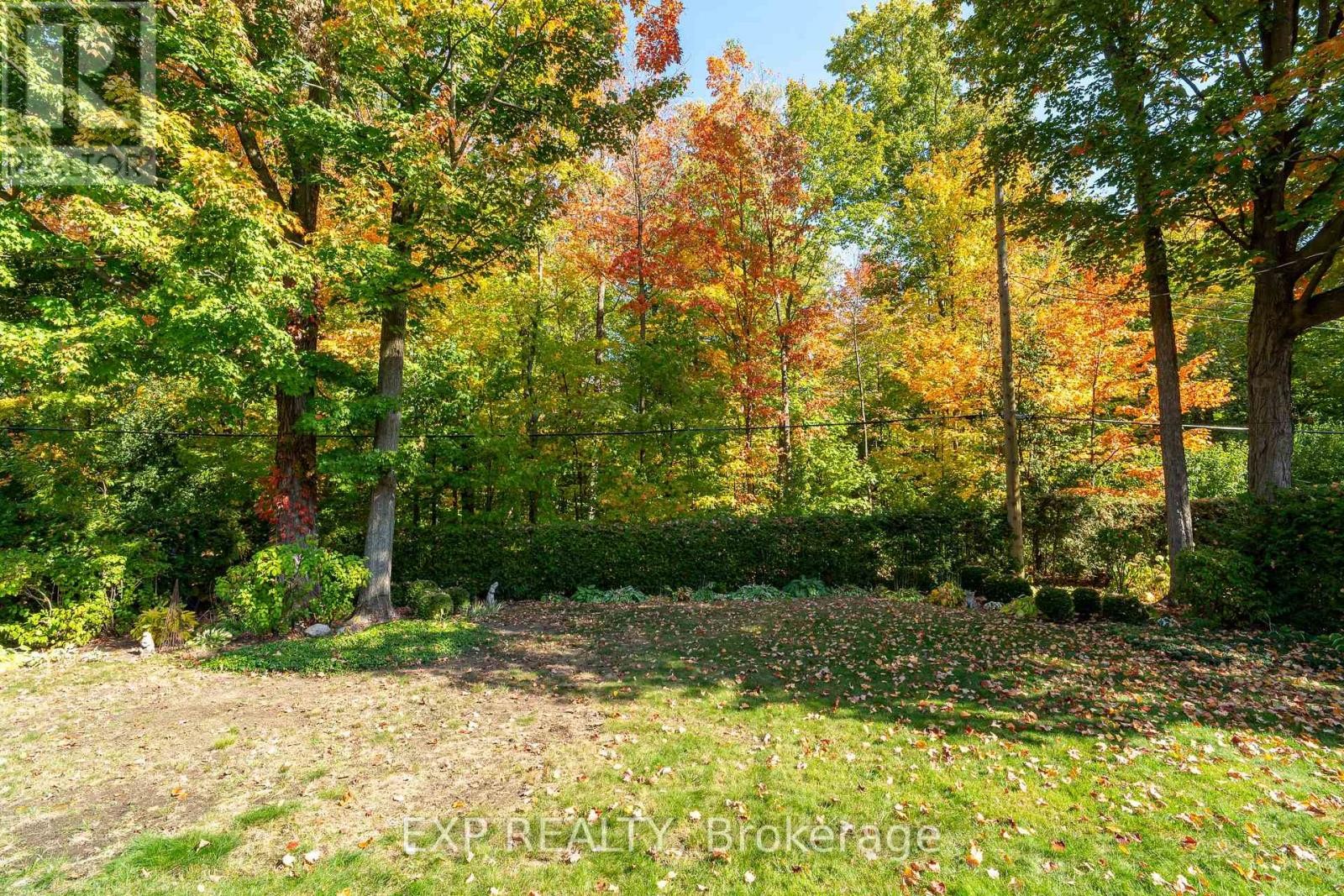 












504 THESSALY CIRCLE

,
Ottawa,




Ontario
K1H5W5

