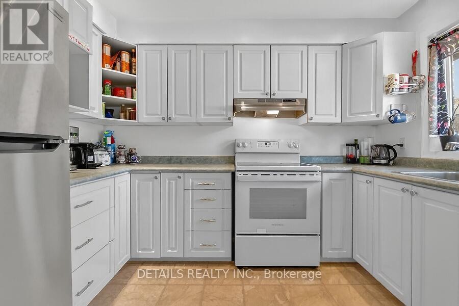 












128 - 3112 OLYMPIC WAY

,
Ottawa,




Ontario
K1T1Y8

