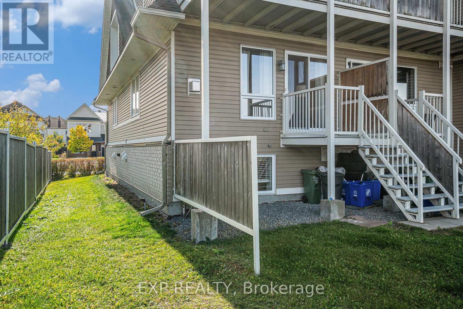 












446 HARVEST VALLEY AVENUE

,
Ottawa,




Ontario
K4A0V6


