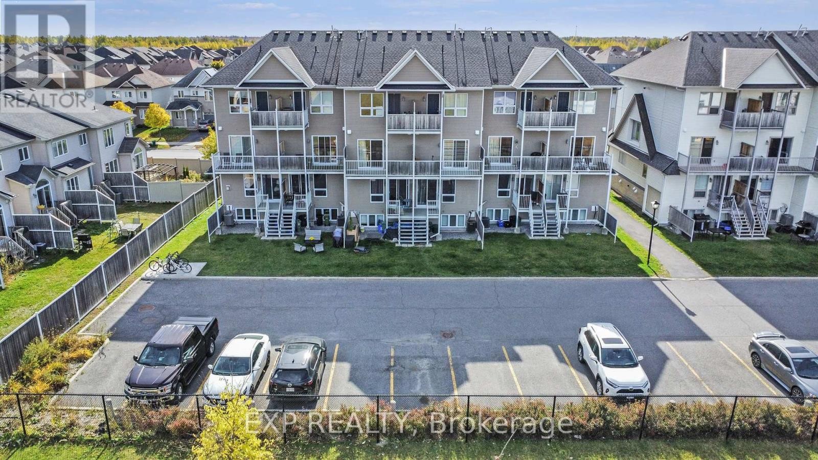 












446 HARVEST VALLEY AVENUE

,
Ottawa,




Ontario
K4A0V6

